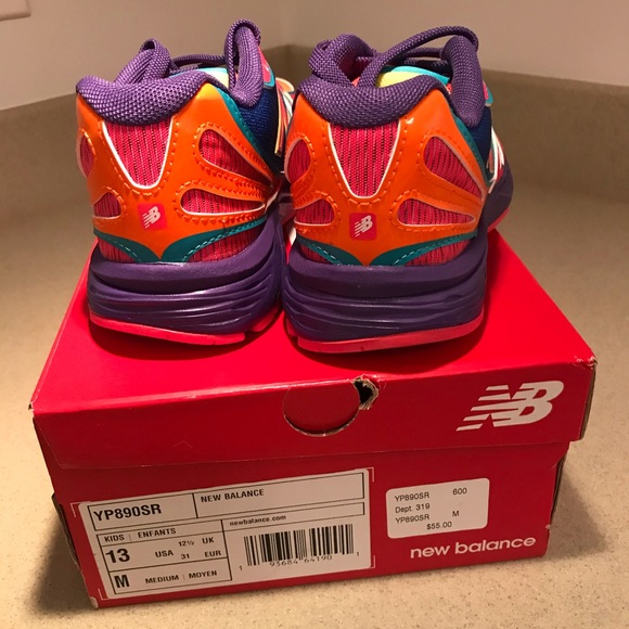 Last pair! New balance 890 Rainbow shoes - Picture 3 of 4